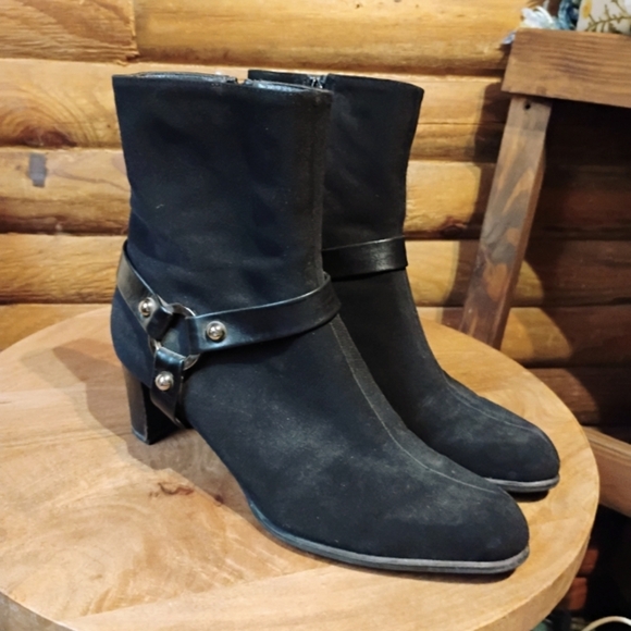 STUART WEITZMAN Black Neoprene Gore-Tex Harness Boots Size 8 - Picture 1 of 9